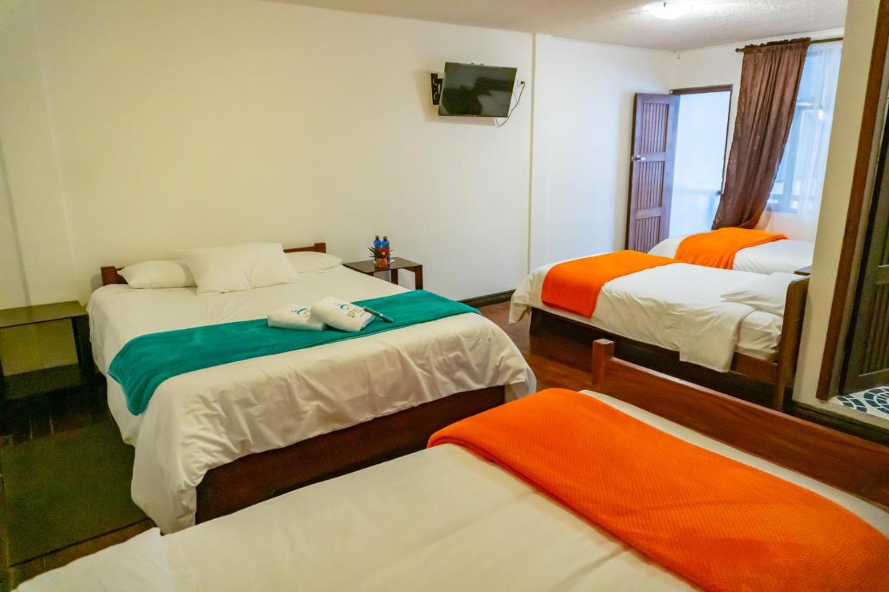 Hotel De Mi Pueblo 巴尼奥斯 外观 照片
