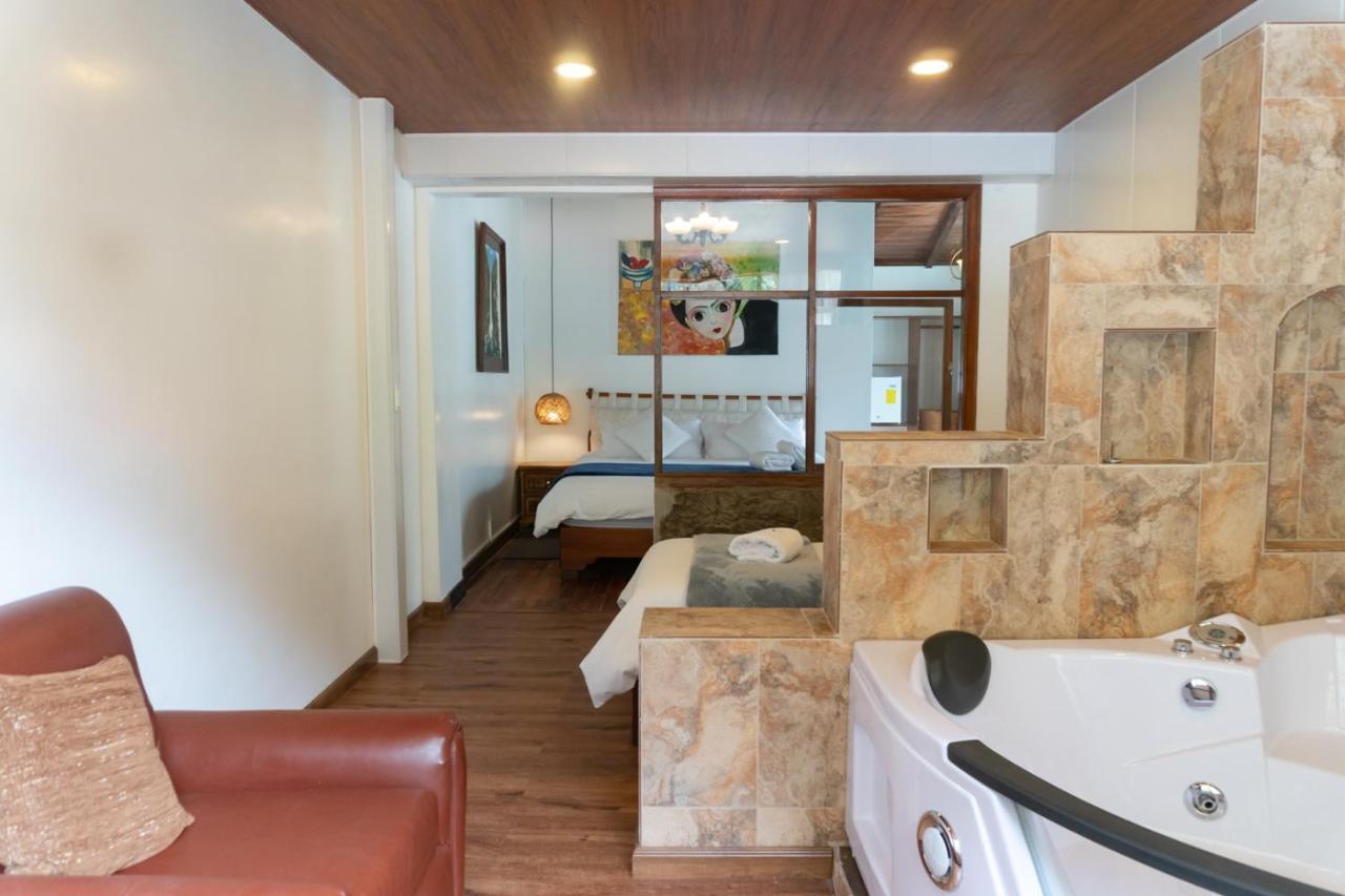 Hotel De Mi Pueblo 巴尼奥斯 外观 照片